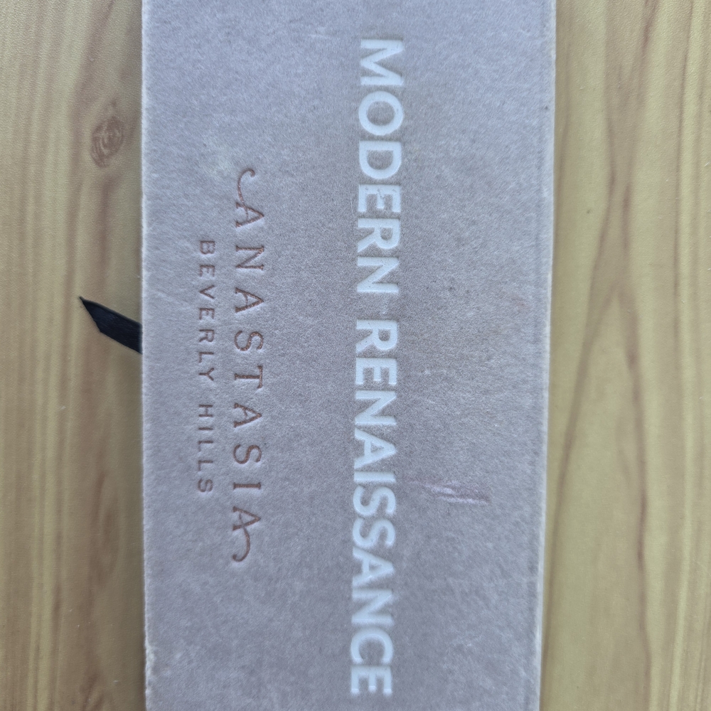 Anastasia Beverly Hills Modern Renaissance Eyeshadow Palette